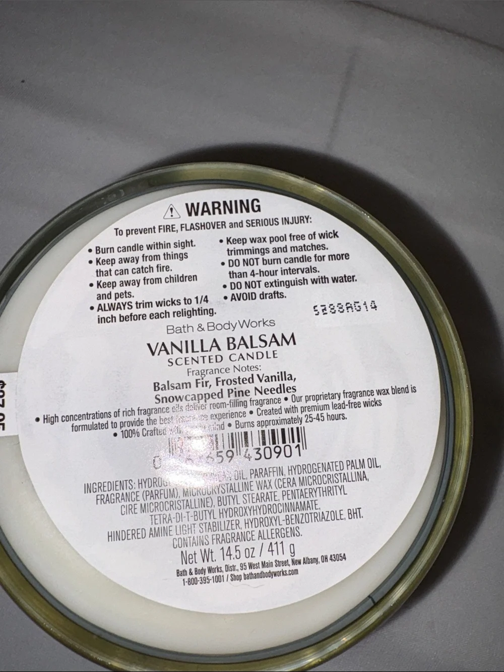 Bath & Body Works White Barn candle 14.5 oz 3 wick new Vanilla Balsam